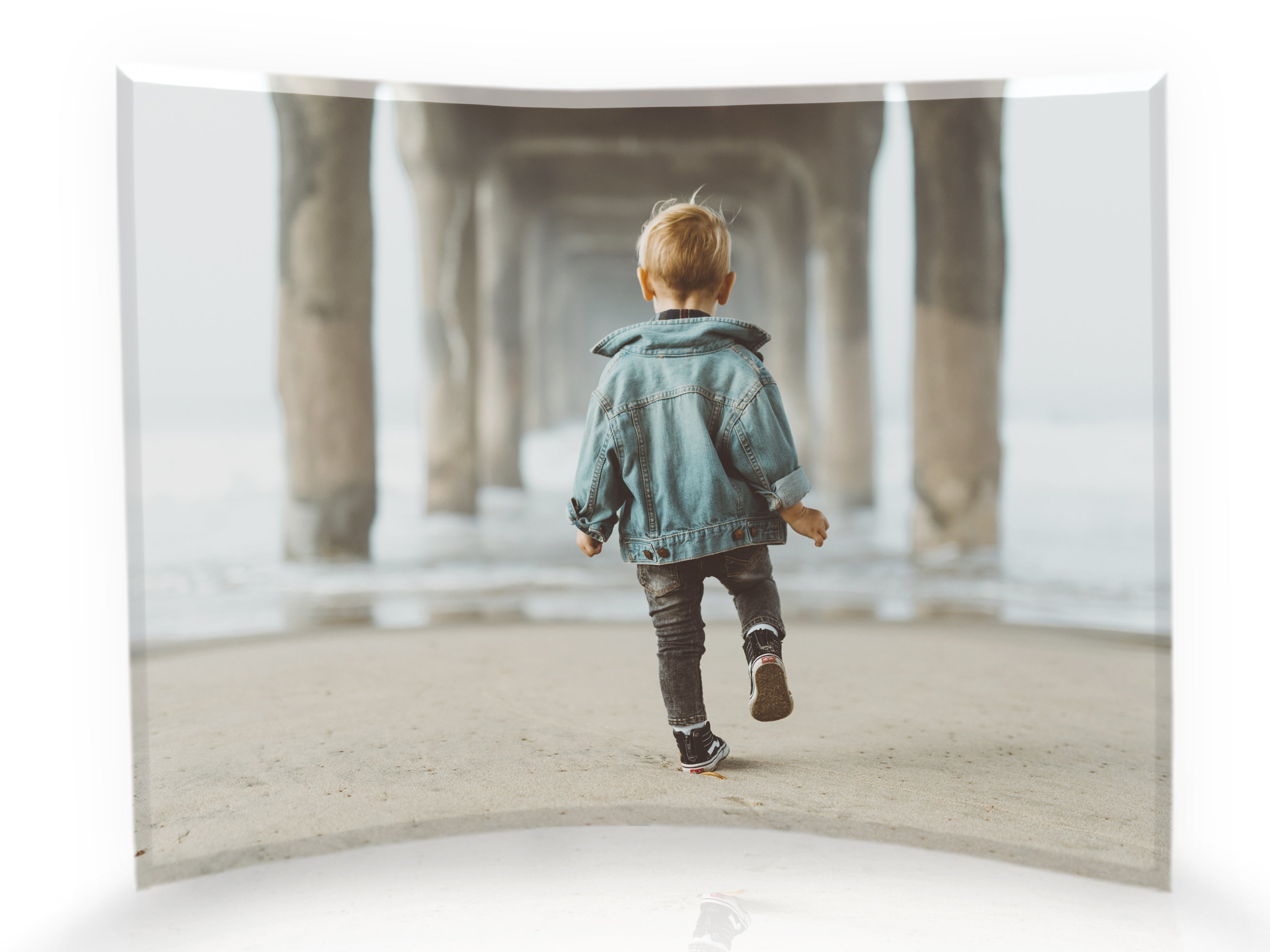 14" x 9" StarFire Prints Curved Glass Print - Upload your image!