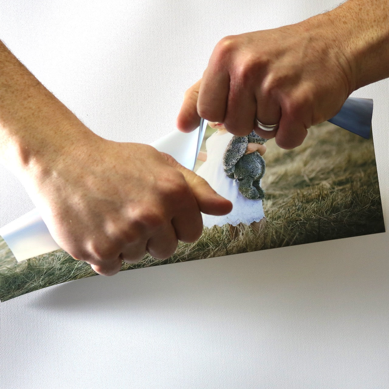 10" x 7" Lightpix™ Everlasting Photo Print Insert + Curved Acrylic Interchangeable Tabletop Frame PF1007HH