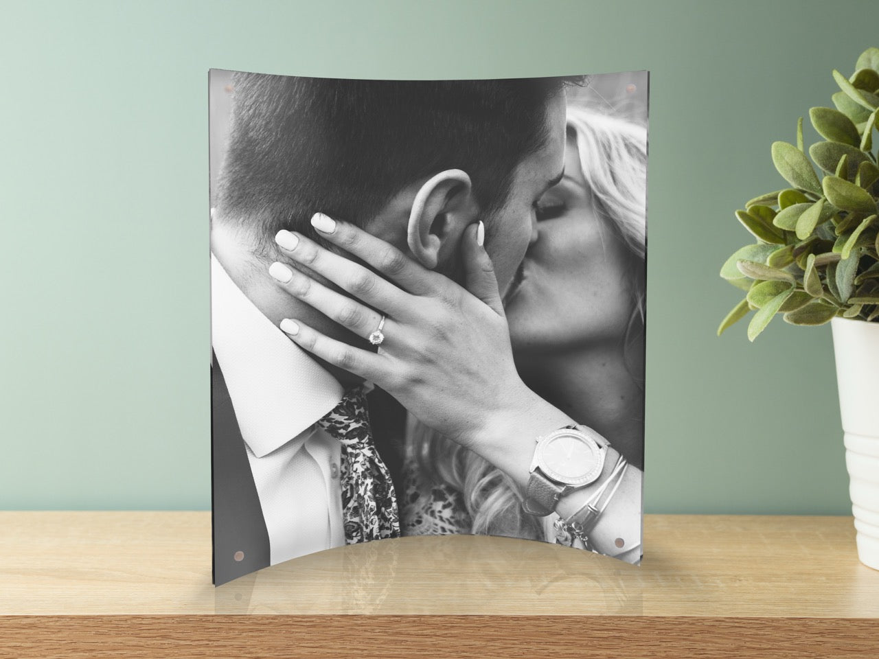 12" x 14" Lightpix™ Everlasting Photo Print Insert + Curved Acrylic Interchangeable Tabletop Frame PF1214HH