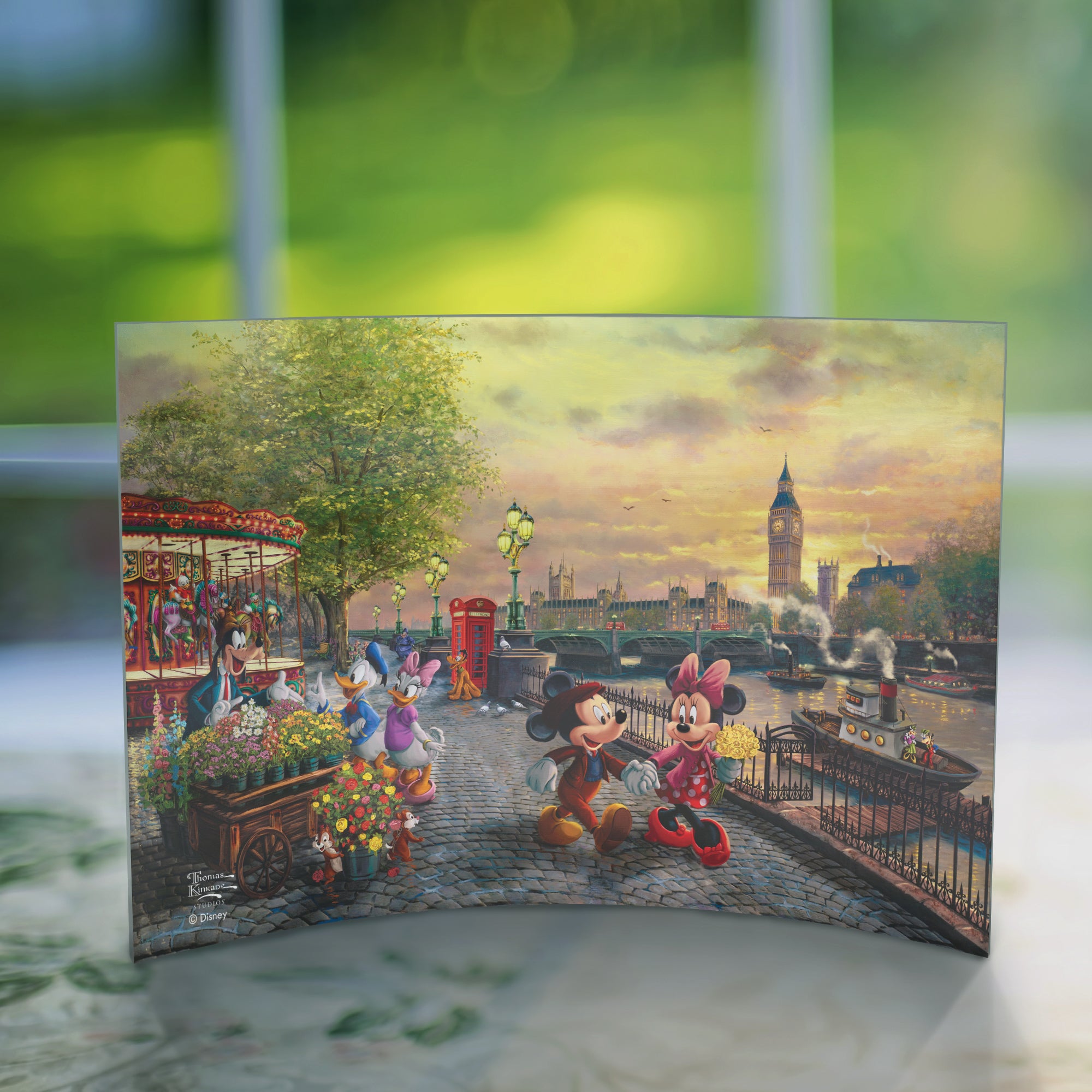 Disney (Mickey and Minnie Mouse in London) 10" x 7" Curved Acrylic Print ACP1007CUR784