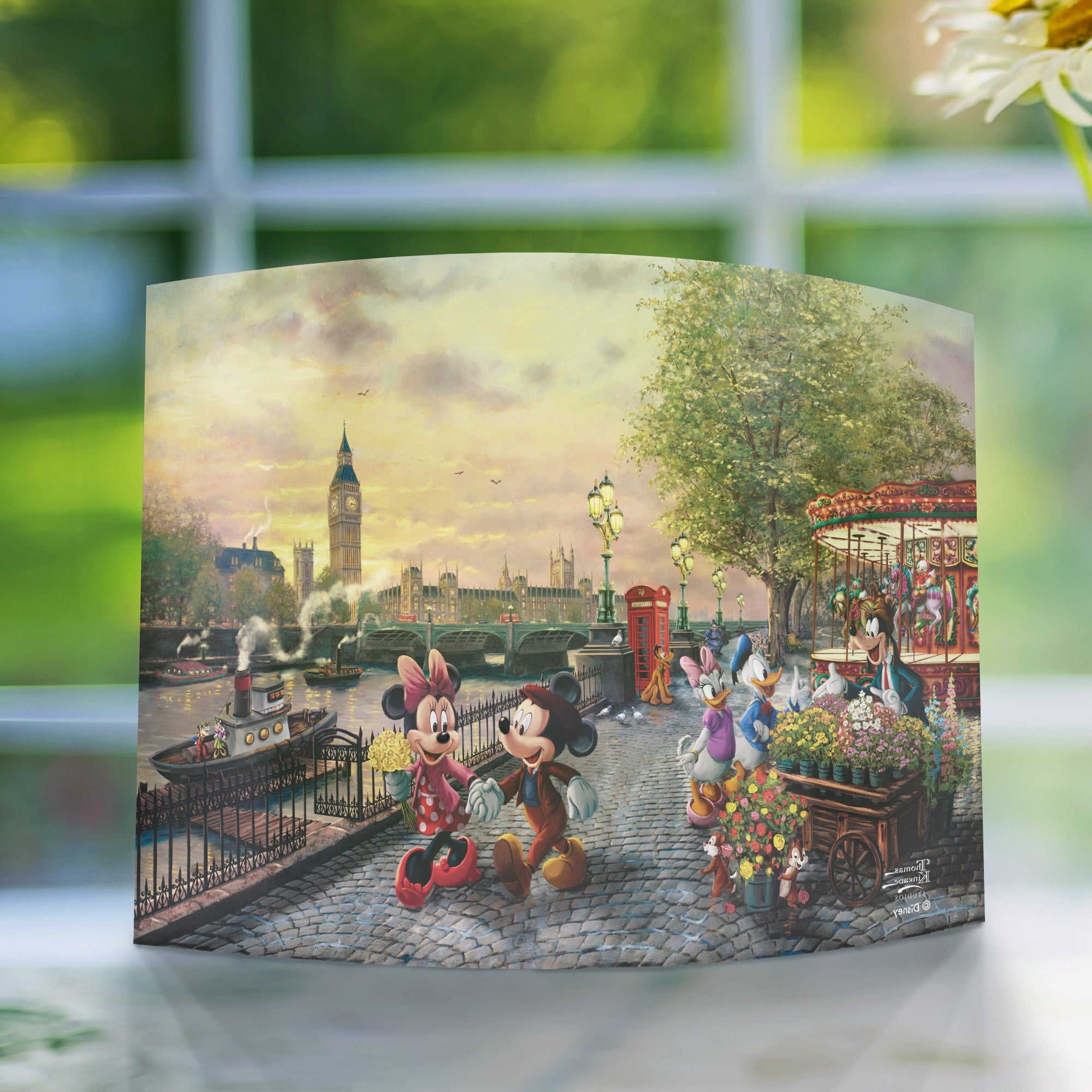 Disney (Mickey and Minnie Mouse in London) 10" x 7" Curved Acrylic Print ACP1007CUR784