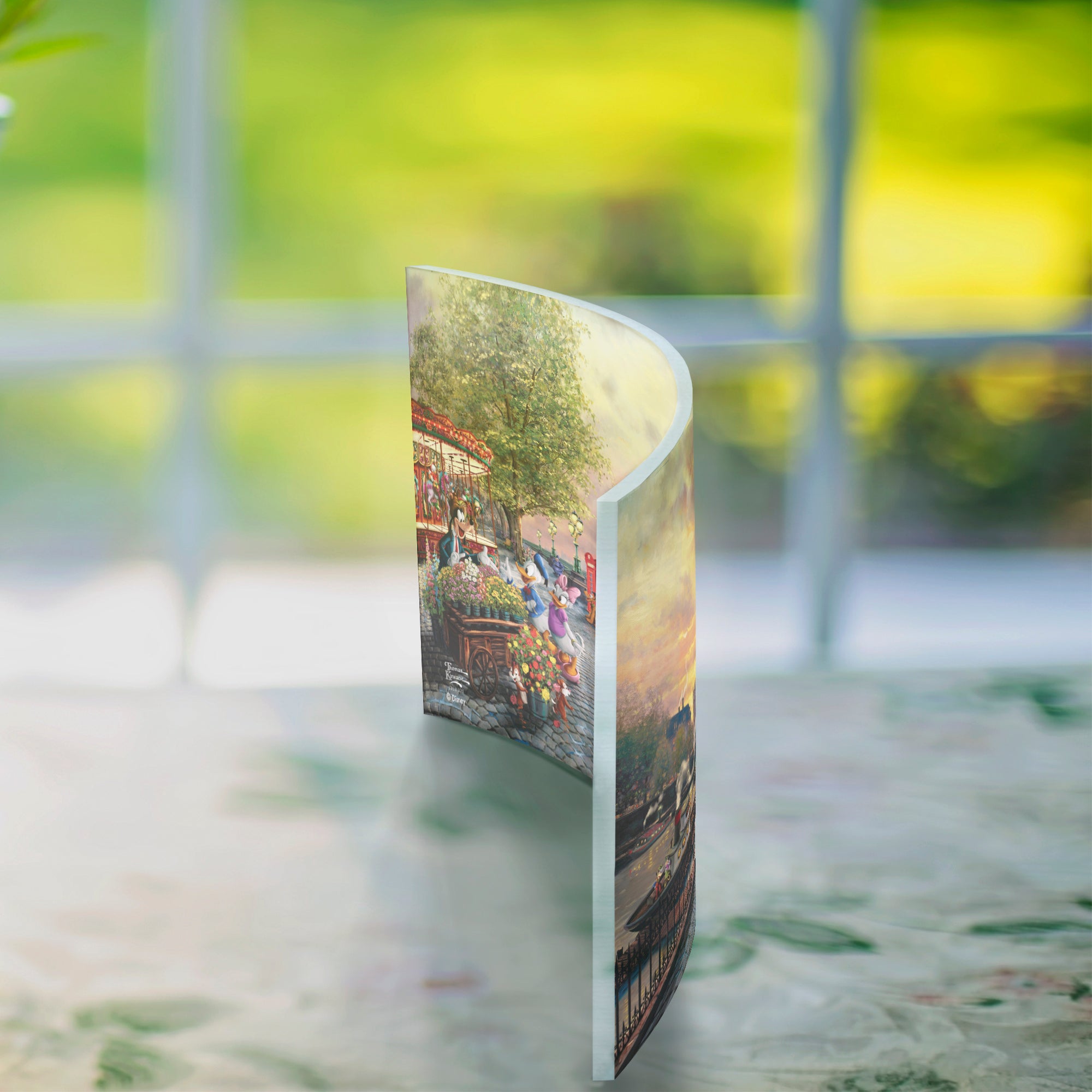 Disney (Mickey and Minnie Mouse in London) 10" x 7" Curved Acrylic Print ACP1007CUR784