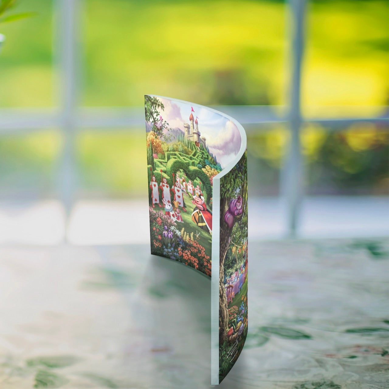 Disney (Queen of Hearts) 10" x 7" Curved Acrylic Print ACP1007CUR822