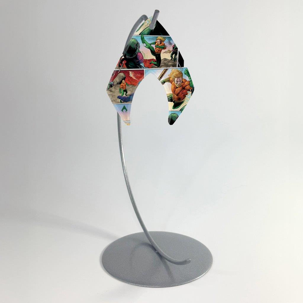 DC Comics (Aquaman - Captain Blonde Beard) Aquaman Logo Shaped Acrylic Print ACPAQUA610