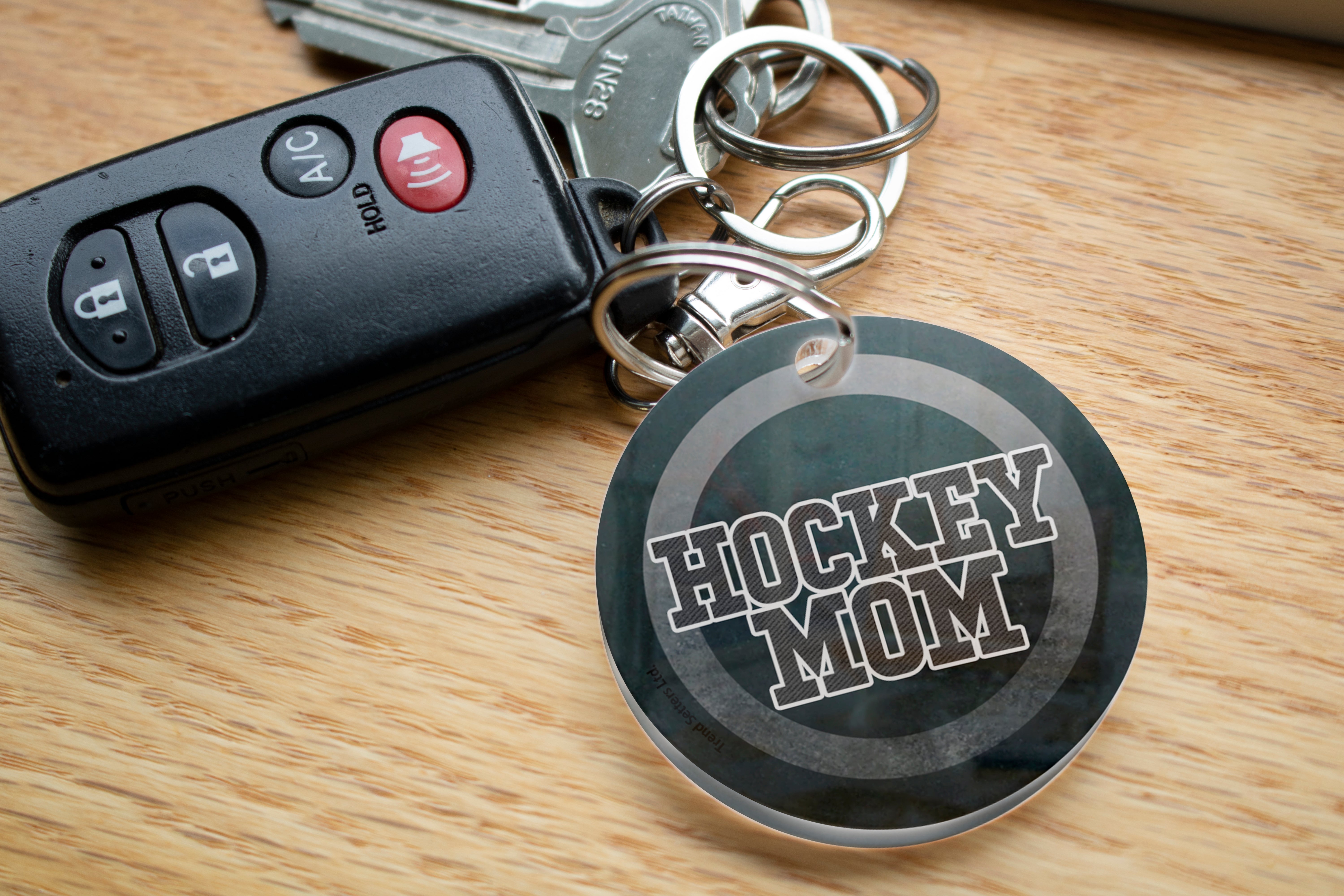 Sports Collection (Hockey Mom) Acrylic Keychain ACPKRCIR535