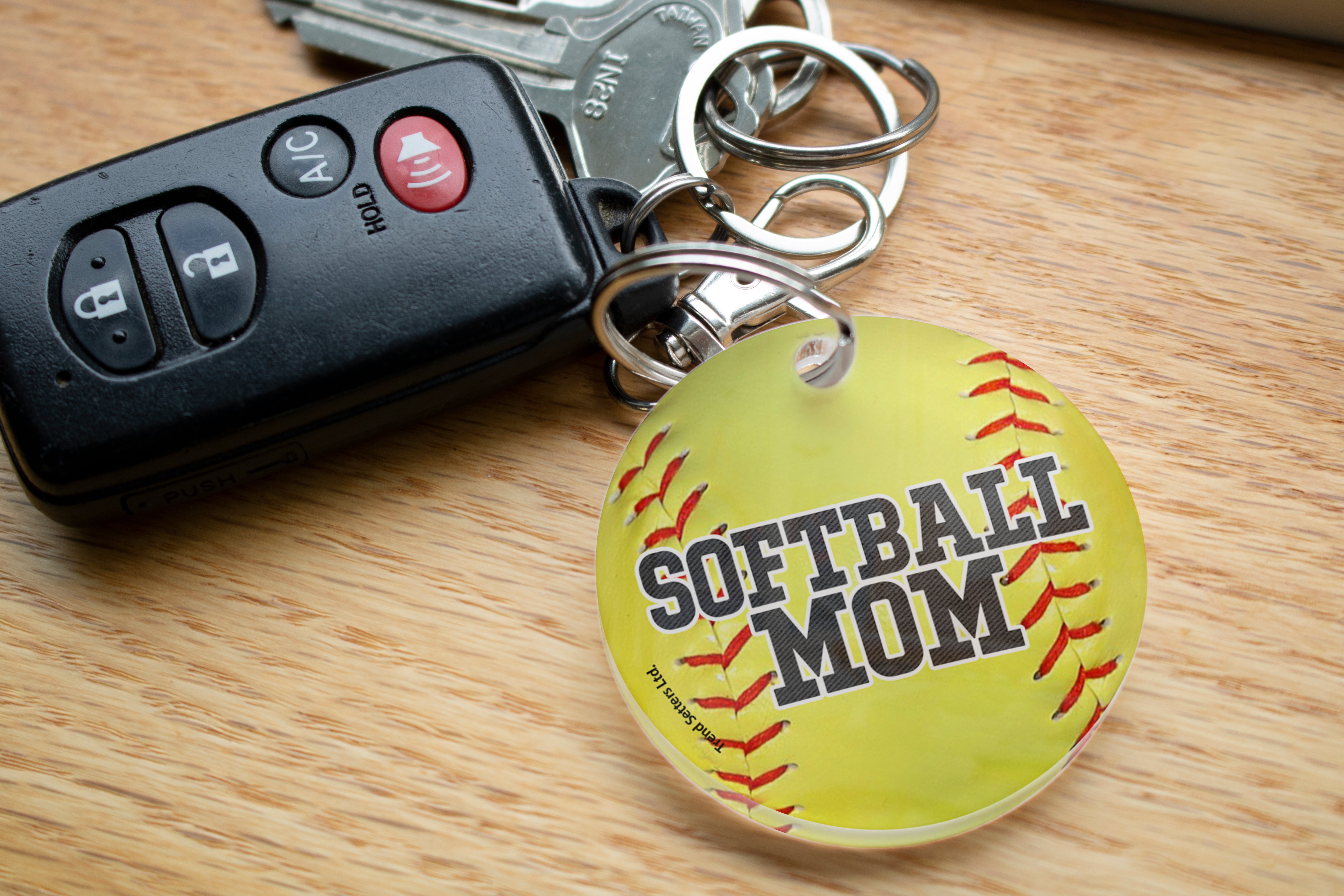 Sports Collection (Softball Mom) Acrylic Keychain ACPKRCIR558