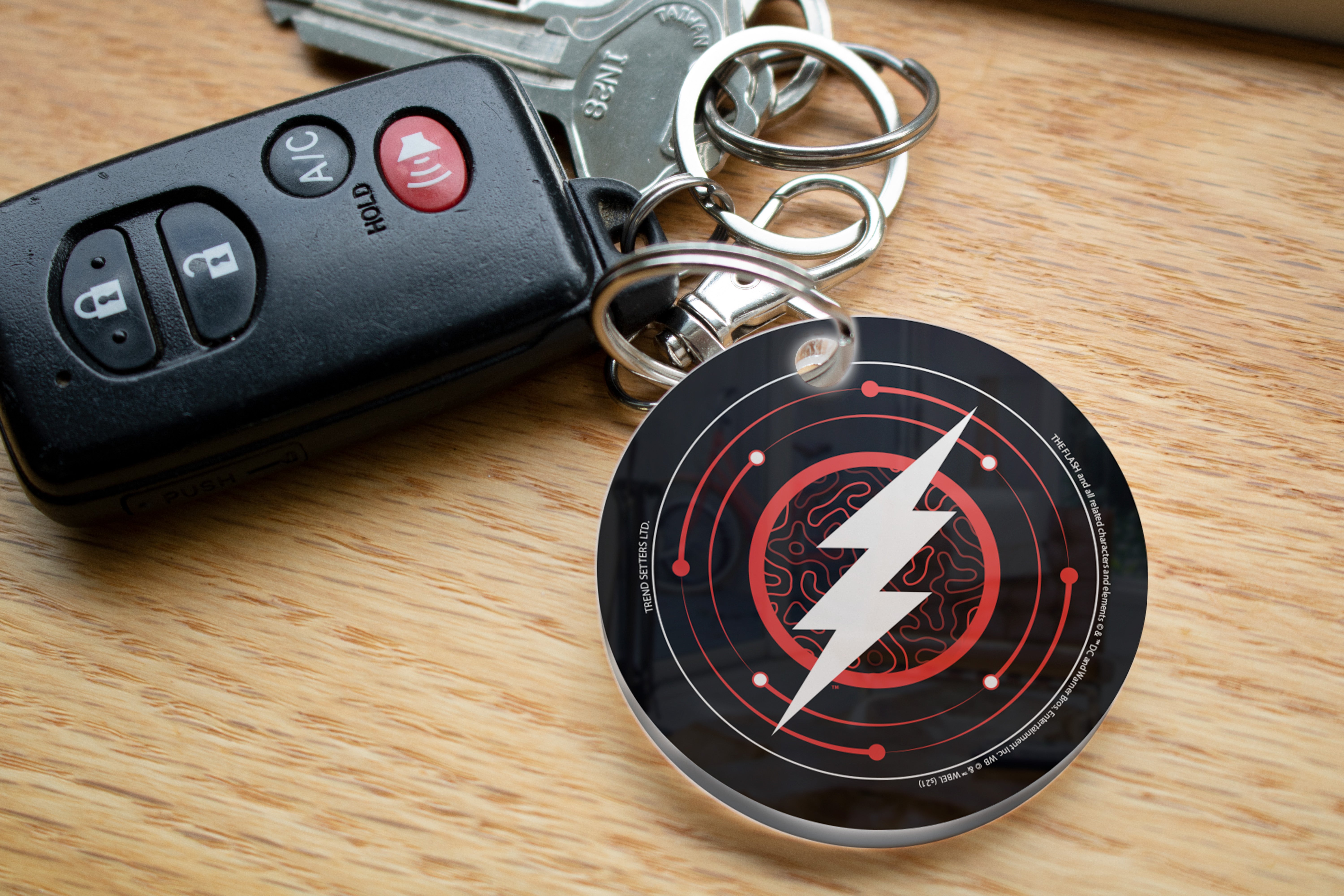 The Flash (Atoms) Circle Shaped Acrylic Keychain ACPKRCIR720