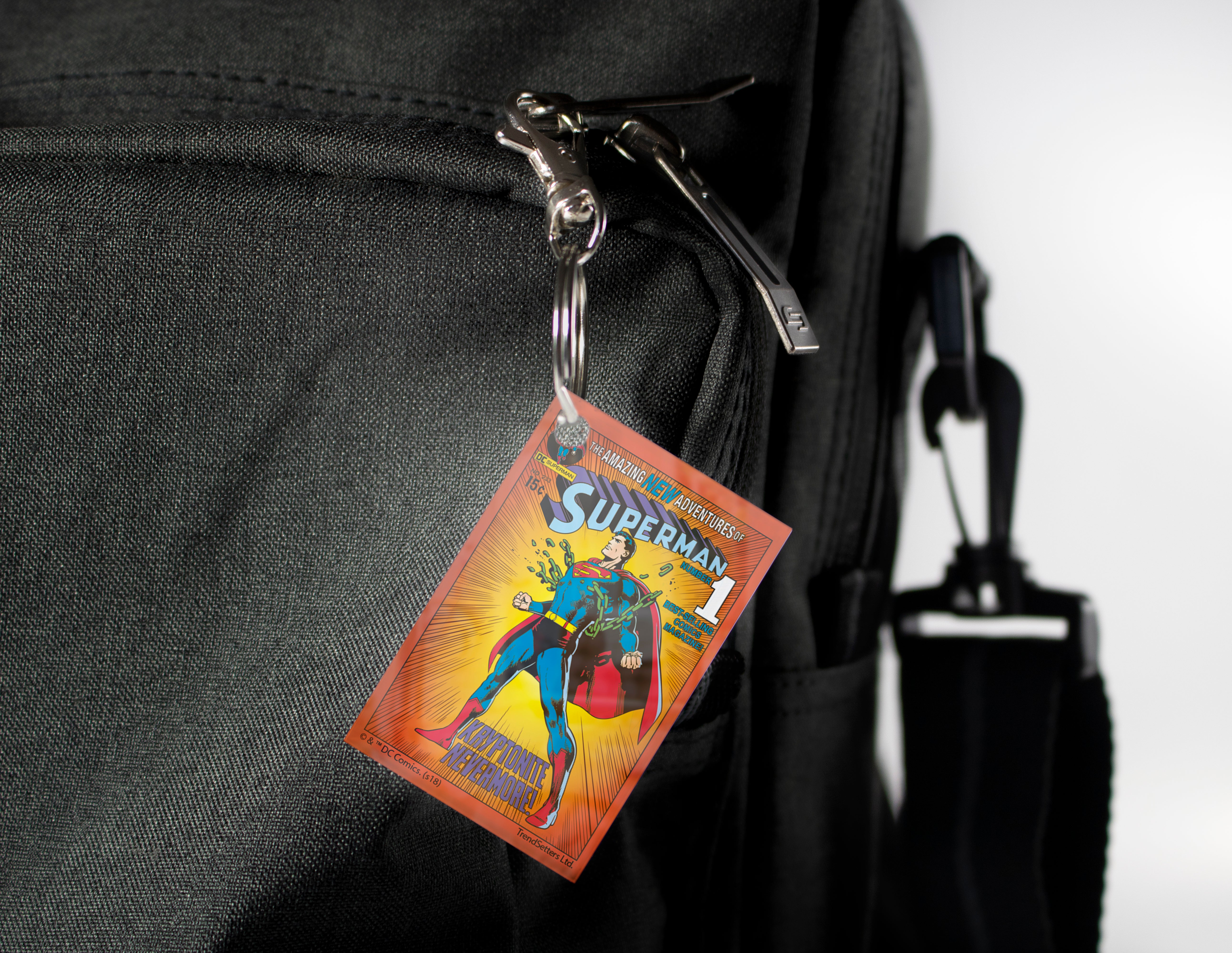 DC Comics (Superman Comics Issue No. 233) Acrylic Keychain ACPKRREC397