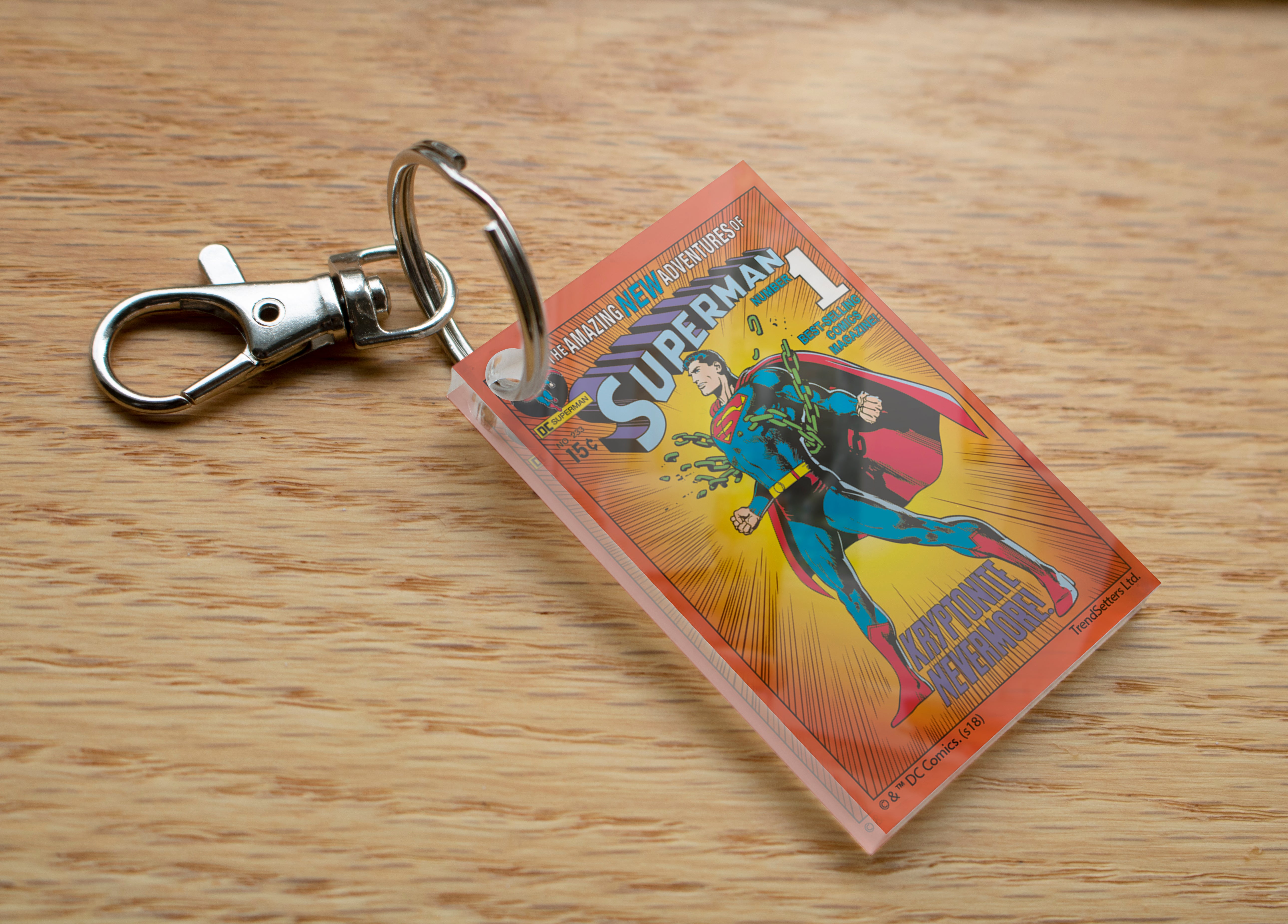 DC Comics (Superman Comics Issue No. 233) Acrylic Keychain ACPKRREC397