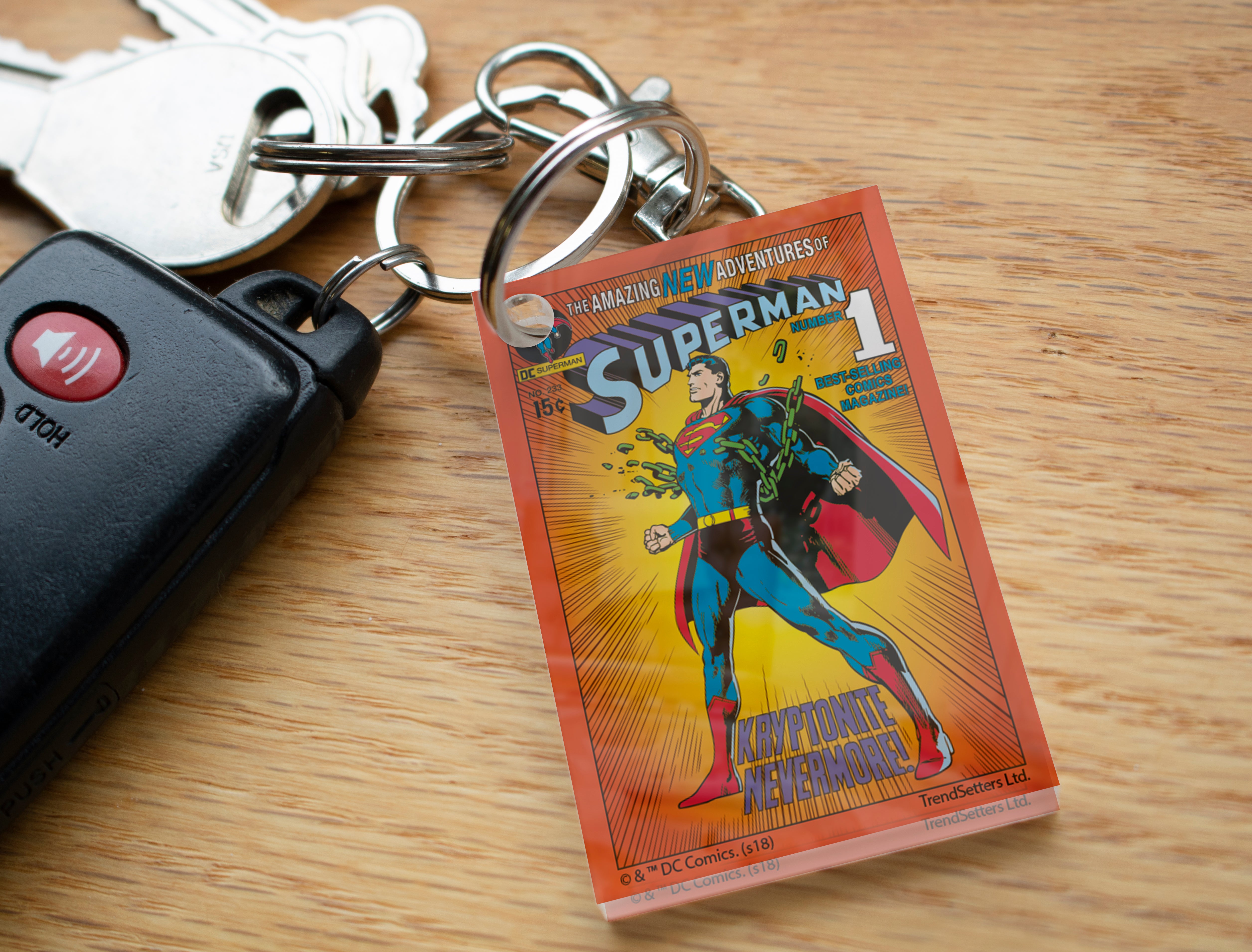 DC Comics (Superman Comics Issue No. 233) Acrylic Keychain ACPKRREC397