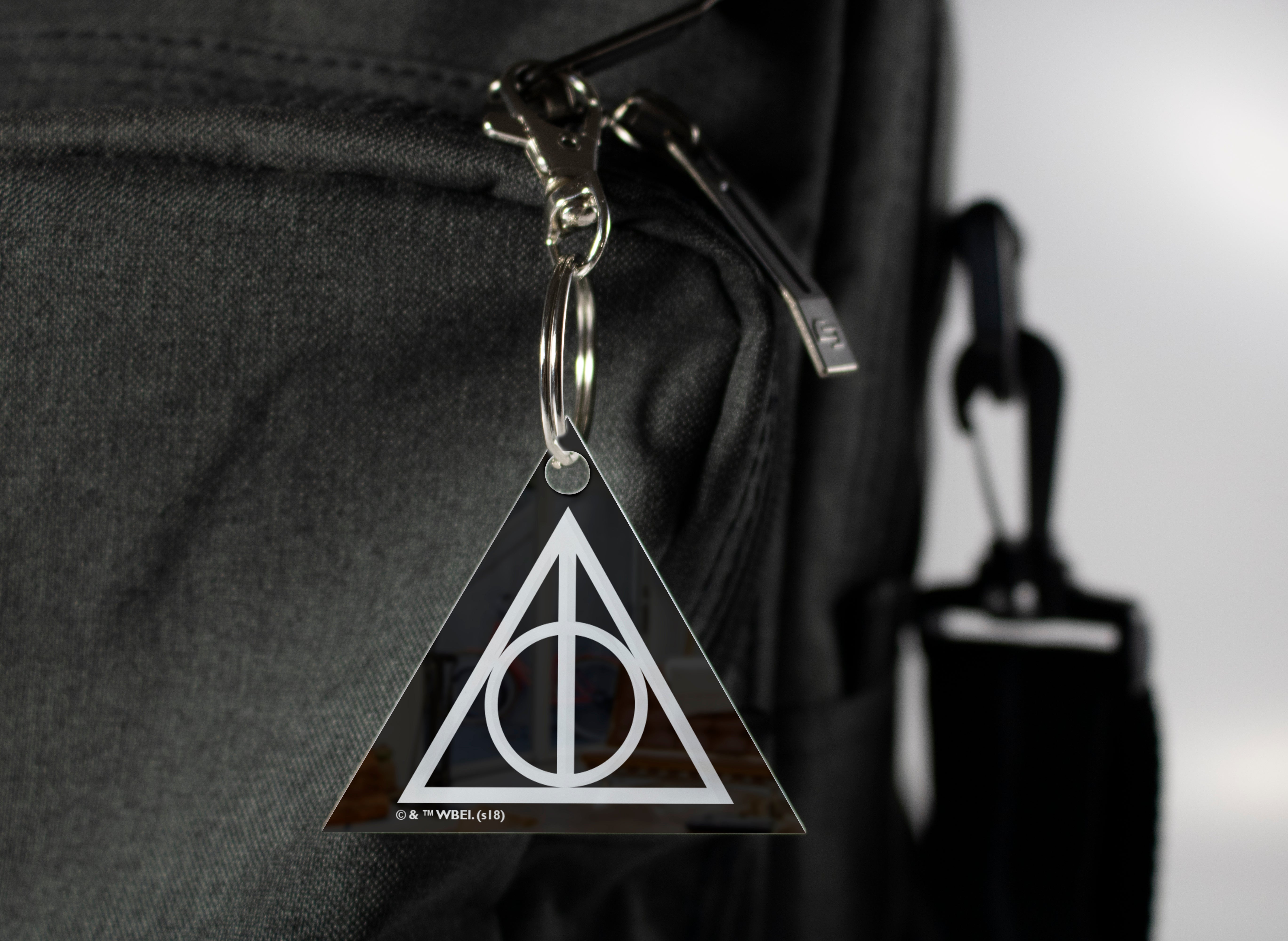 Harry Potter (Deathly Hallows) Acrylic Keychain ACPKRTRI411