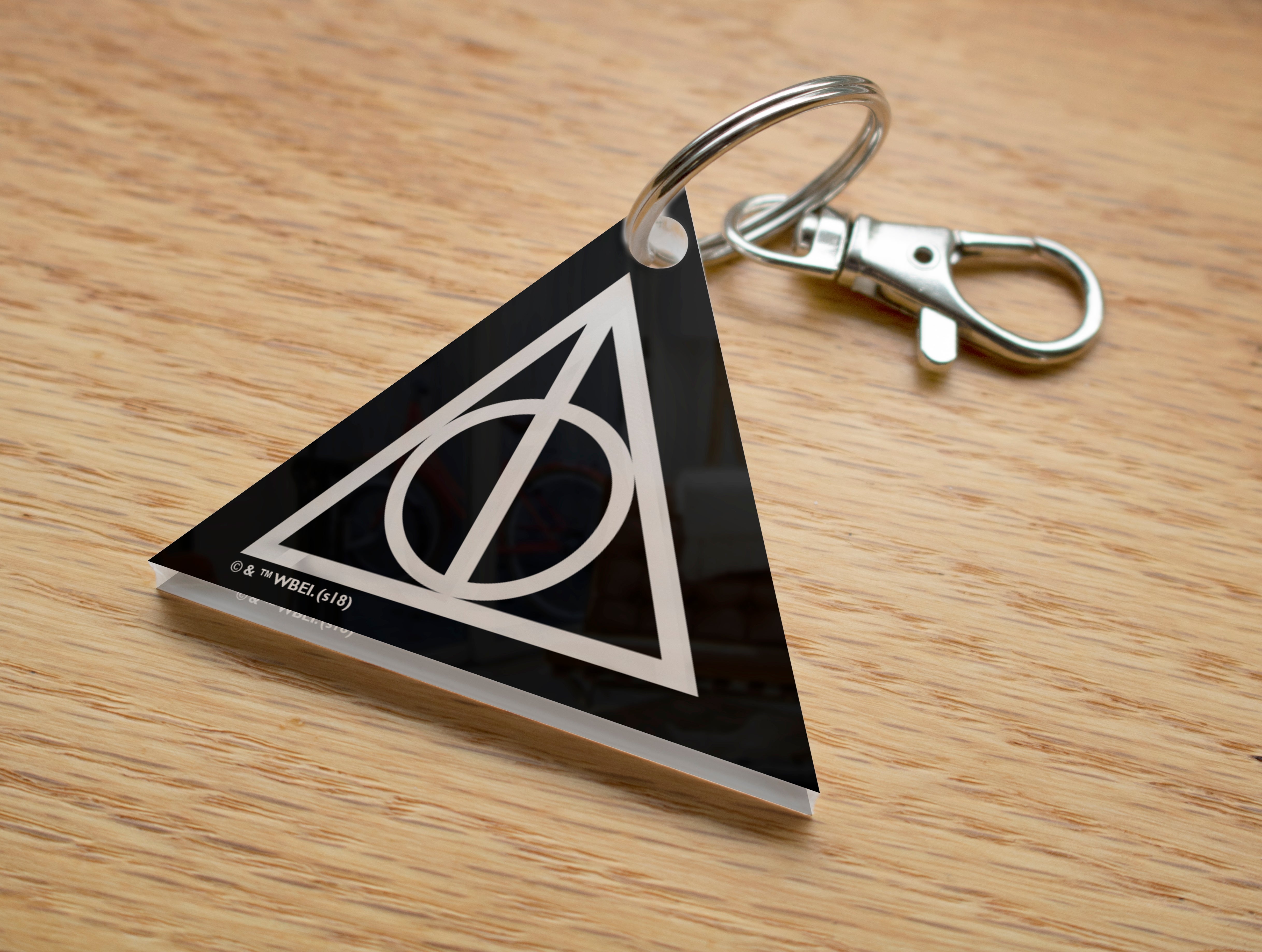 Harry Potter (Deathly Hallows) Acrylic Keychain ACPKRTRI411
