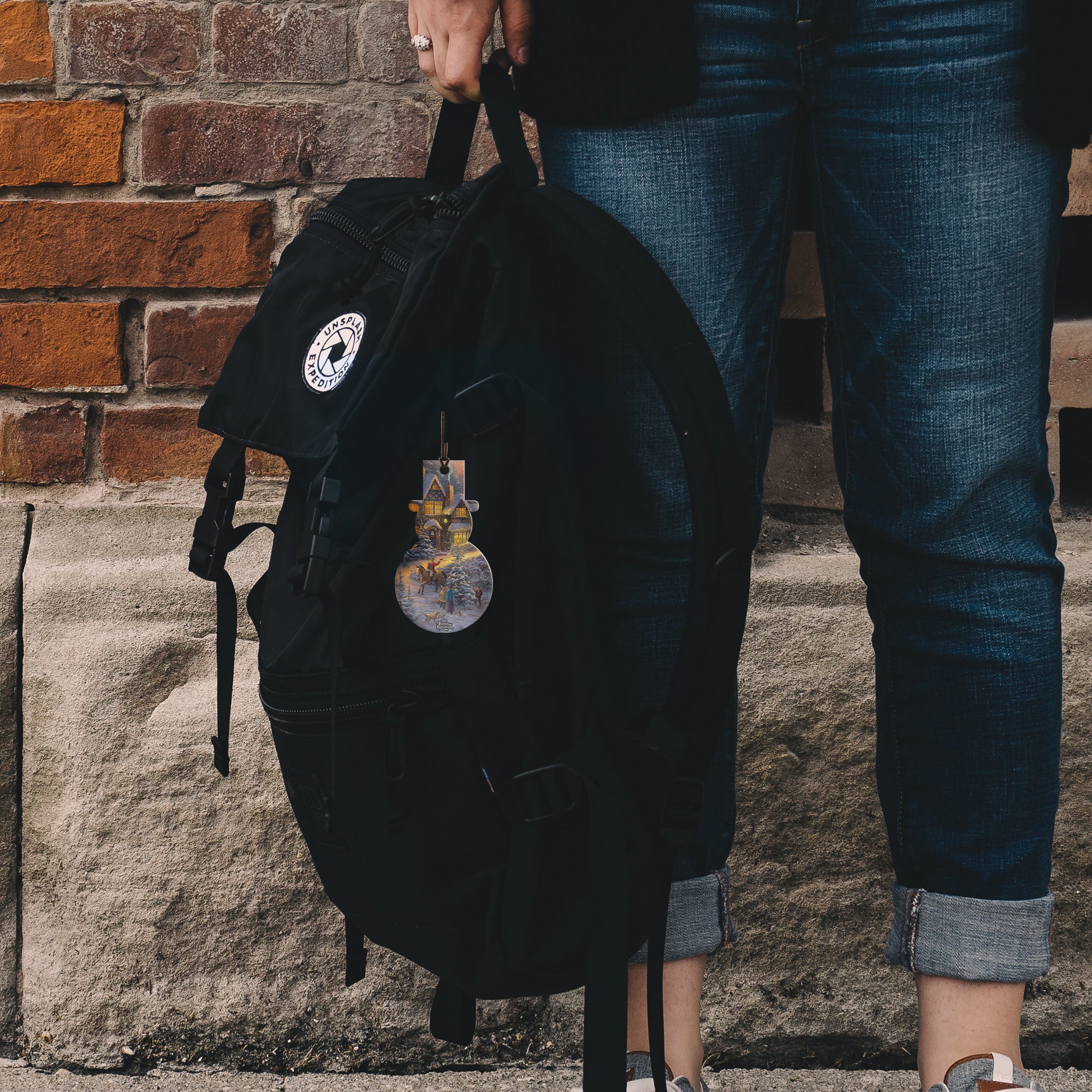 Thomas Kinkade Studios (The Spirit Of Christmas) Hanging Acrylic Print ACPSNOW227