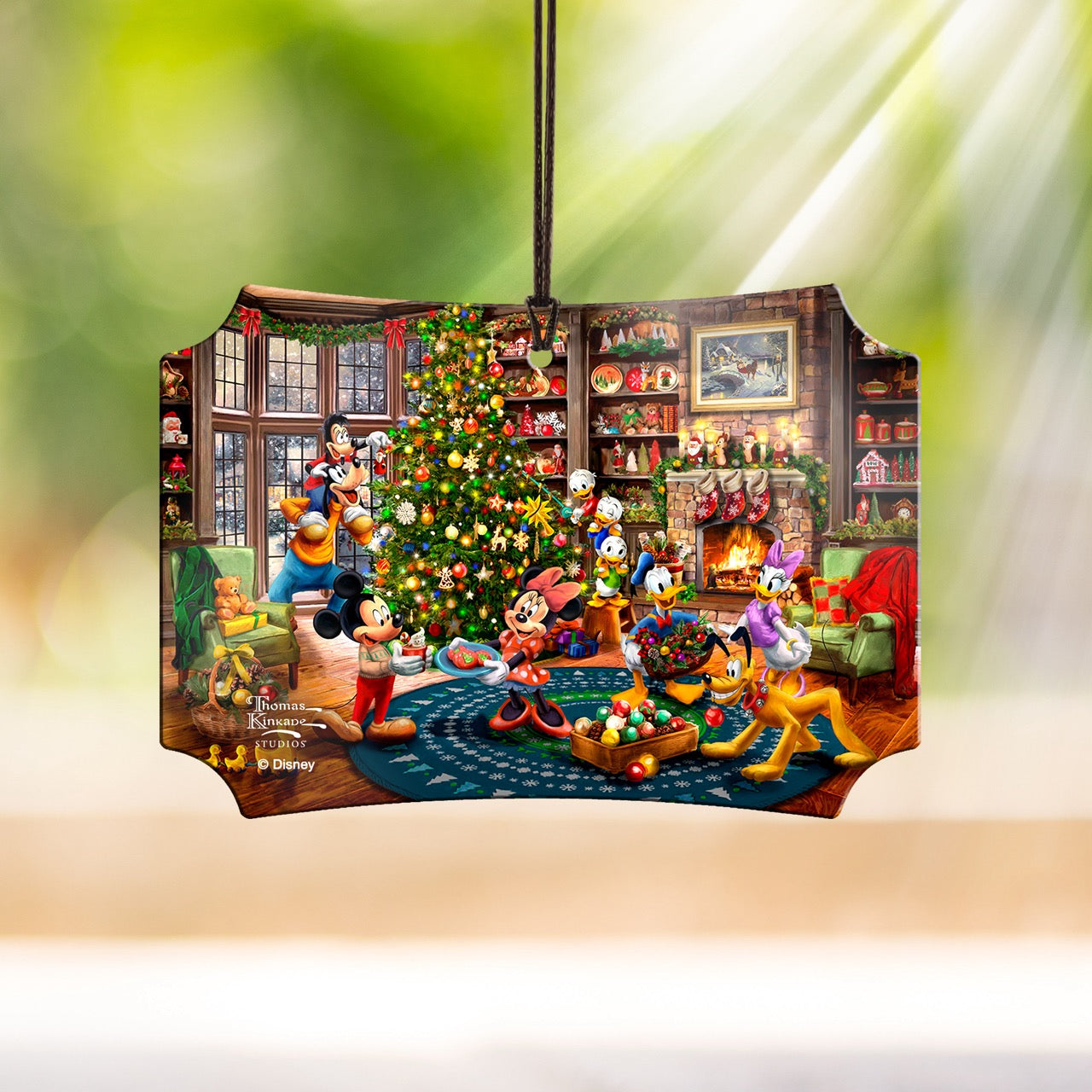 Disney (Mickey and Minnie Trimming the Tree) Hanging Metal Print AMBERL165