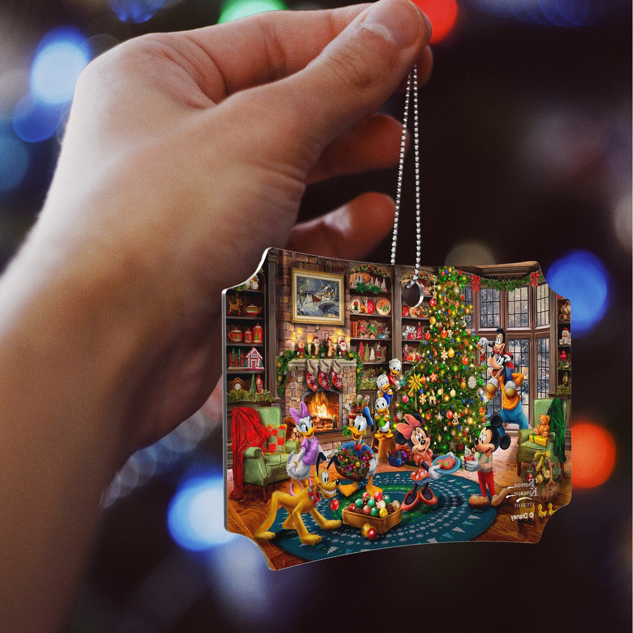 Disney (Mickey and Minnie Trimming the Tree) Hanging Metal Print AMBERL165