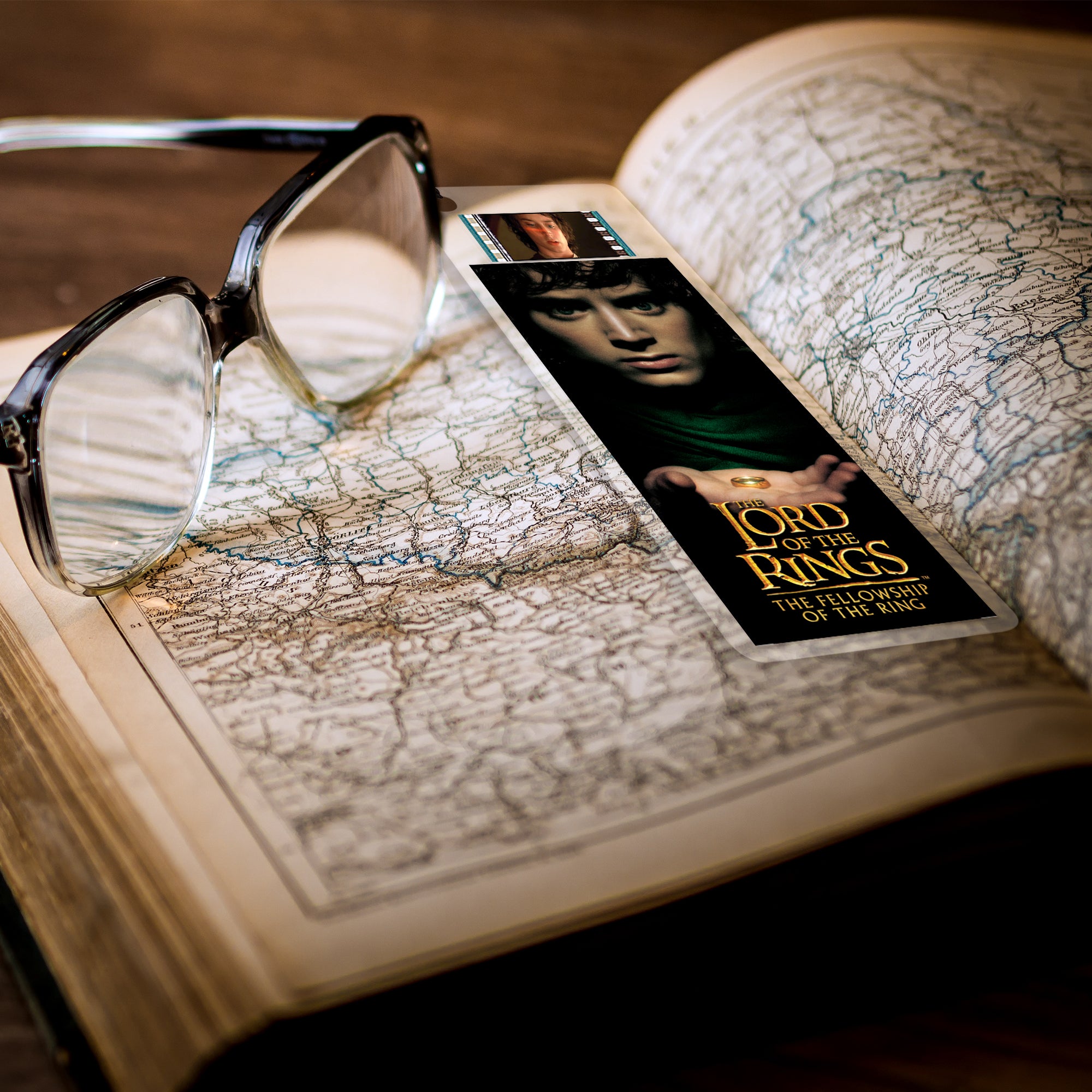 The Lord of the Rings: The Fellowship of the Ring (Frodo) FilmCells™ Bookmark USBM590