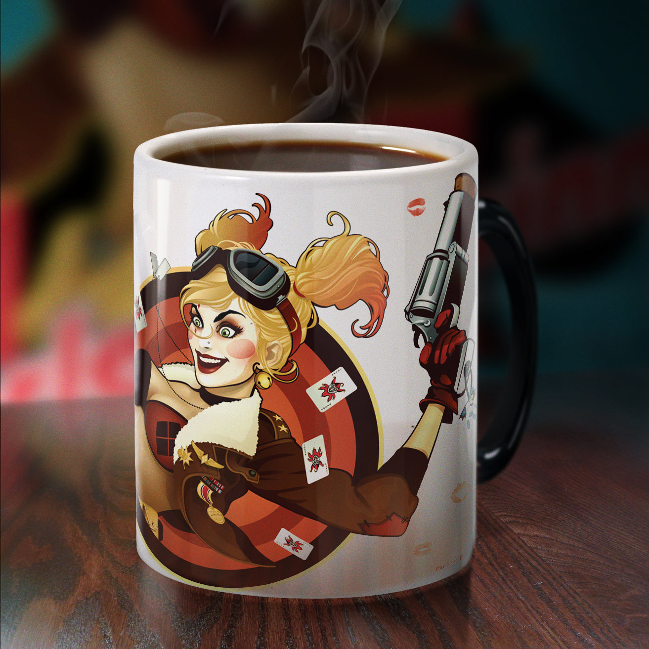 DC Comics (Justice League - Harley Quinn Bombshell) Morphing Mugs® Heat-Sensitive Mug MMUG078
