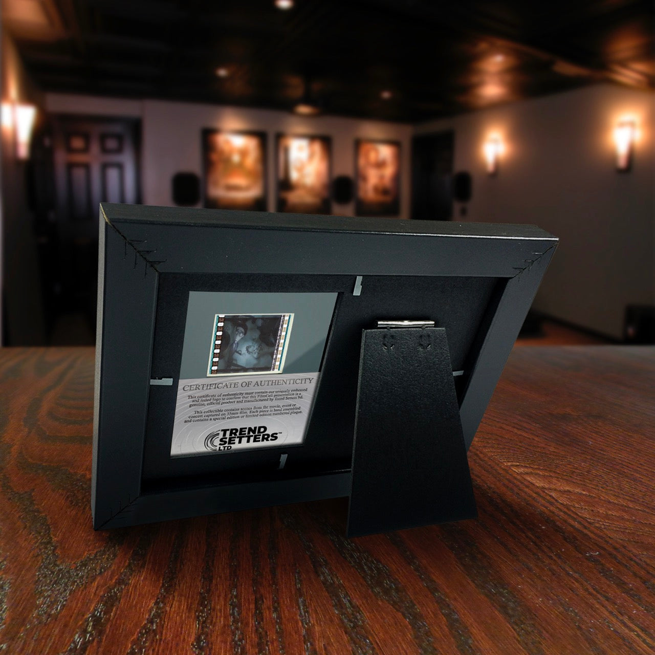 Tim Burtons Corpse Bride (Victor & Emily) Minicell FilmCells Framed Desktop Presentation USFC5483