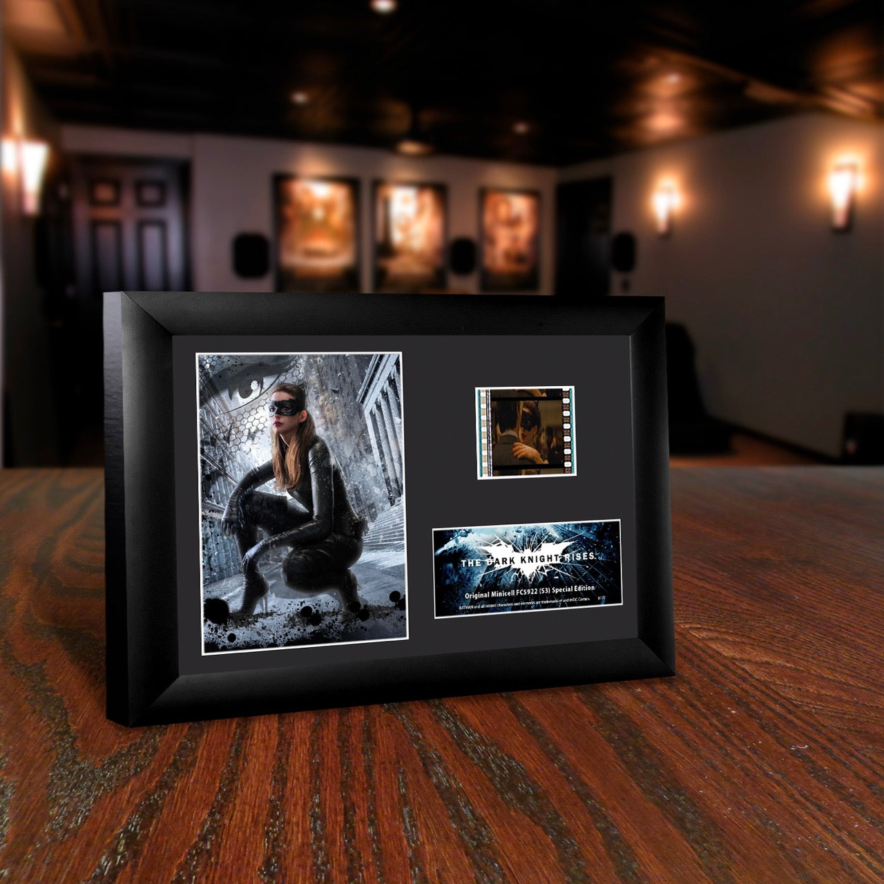 Batman: The Dark Knight Rises (Catwoman Gotham) Minicell FilmCells Framed Desktop Presentation USFC5922