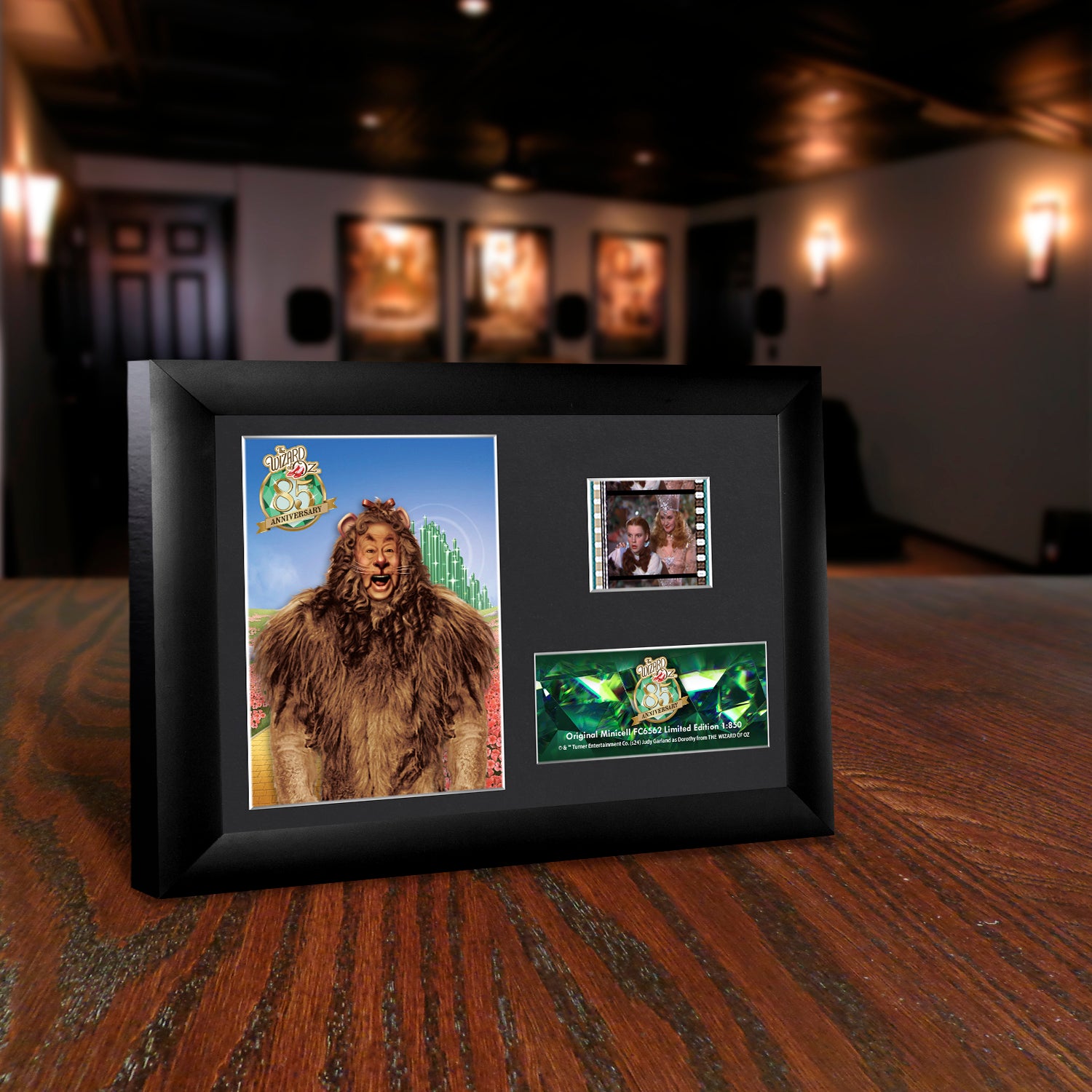 The Wizard of Oz (85th Anniversary - Cowardly Lion) Minicell FilmCells Framed Desktop Presentation USFC6562