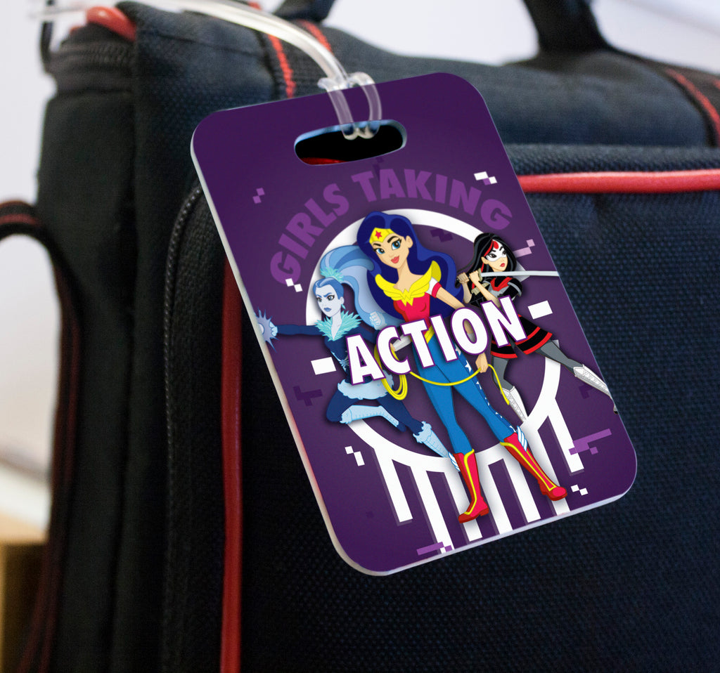 DC Comics (Justice League Women - Super Doodle) TrendyPrint™ Wall Art Set + DC Super Hero Girls (Girls Taking Action) Luggage Tag