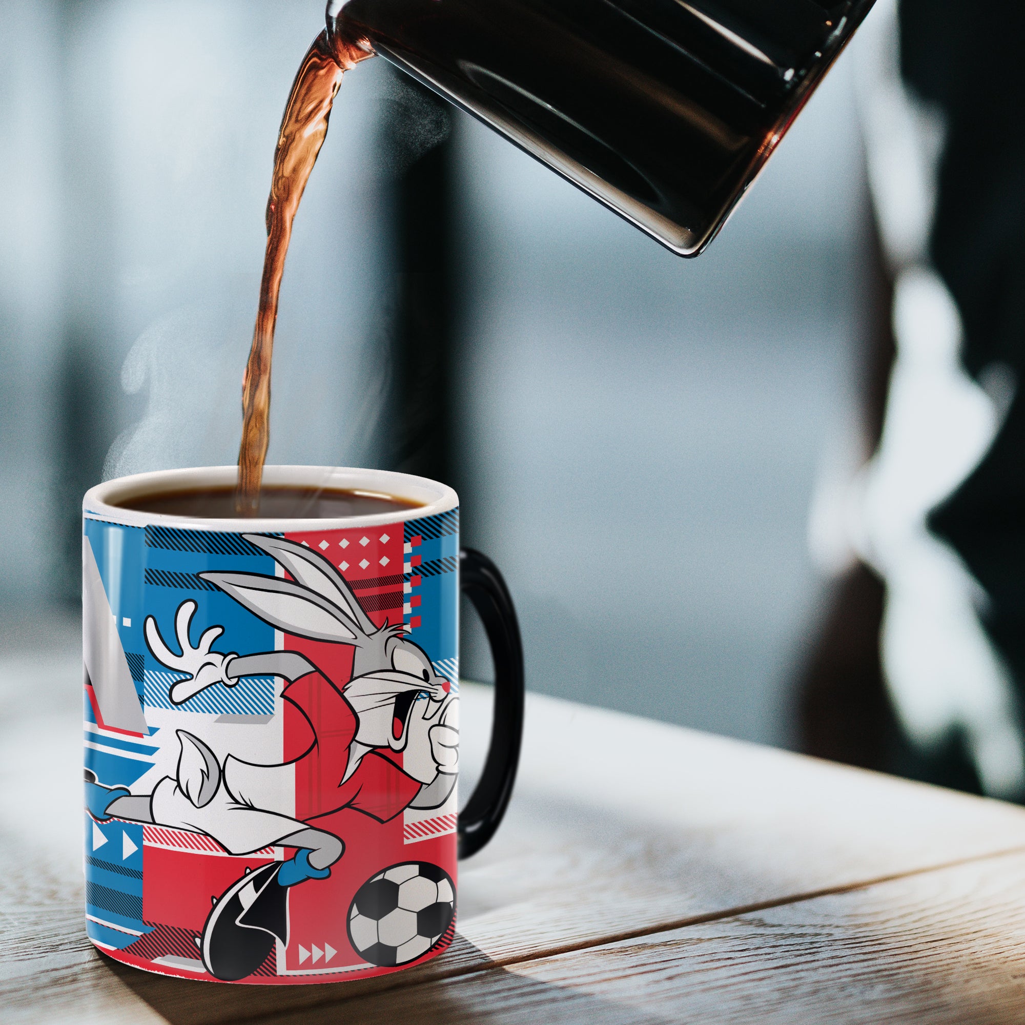 Looney Tunes (Team France Soccer - Bugs Bunny) Morphing Mugs® Heat-Sensitive Mug MMUG1470