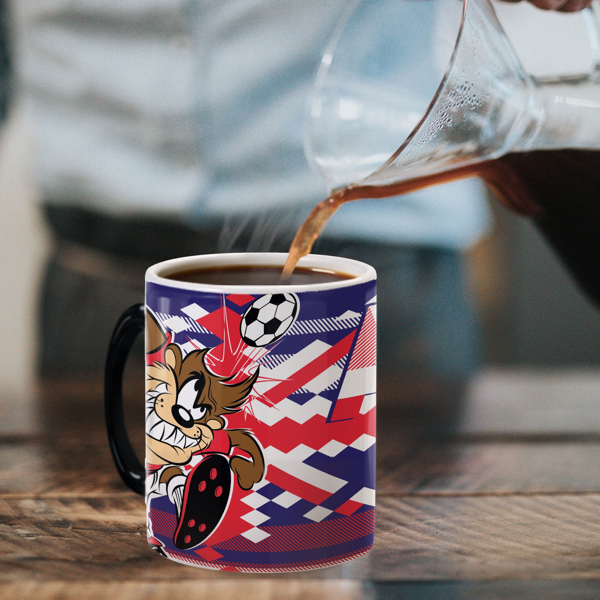 Looney Tunes (Team Australia Soccer - Taz) Morphing Mugs® Heat-Sensitive Mug MMUG1476