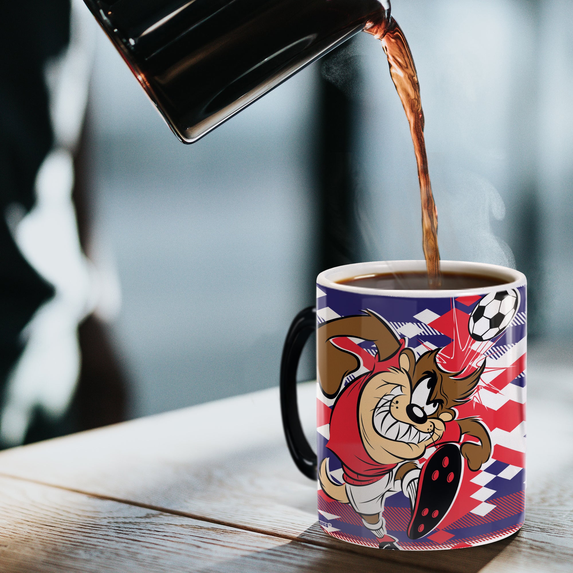 Looney Tunes (Team Australia Soccer - Taz) Morphing Mugs® Heat-Sensitive Mug MMUG1476