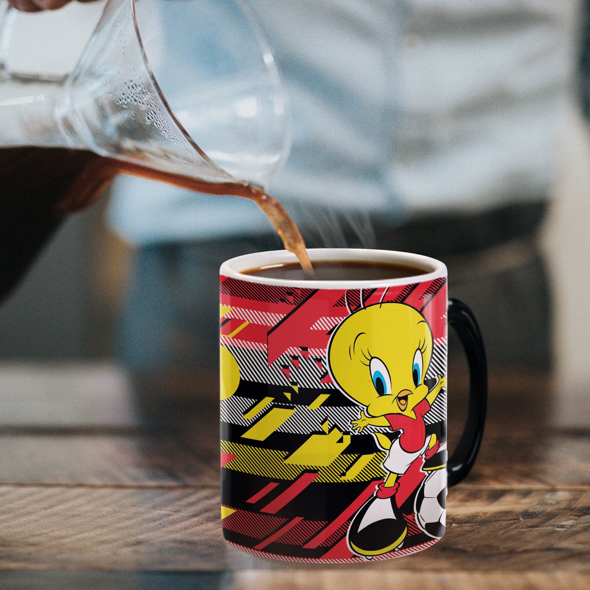 Looney Tunes (Team Spain Soccer - Tweety Bird) Morphing Mugs® Heat-Sensitive Mug MMUG1477