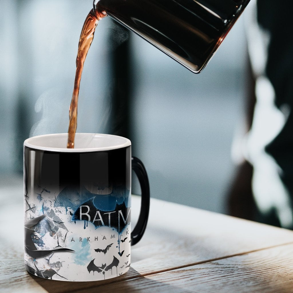 DC Comics (Batman: Arkham Knight - Batman) Morphing Mugs® Heat-Sensitive Mug MMUG170