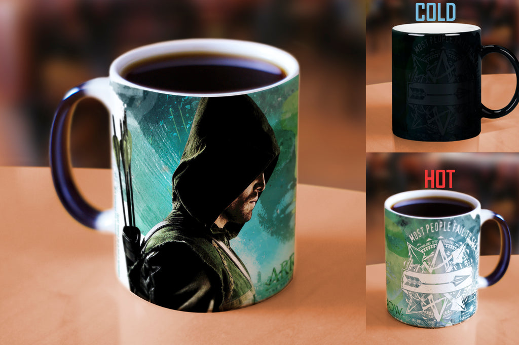 DC Comics (Arrow - Green Arrow) Morphing Mugs® Heat-Sensitive Mug MMUG205