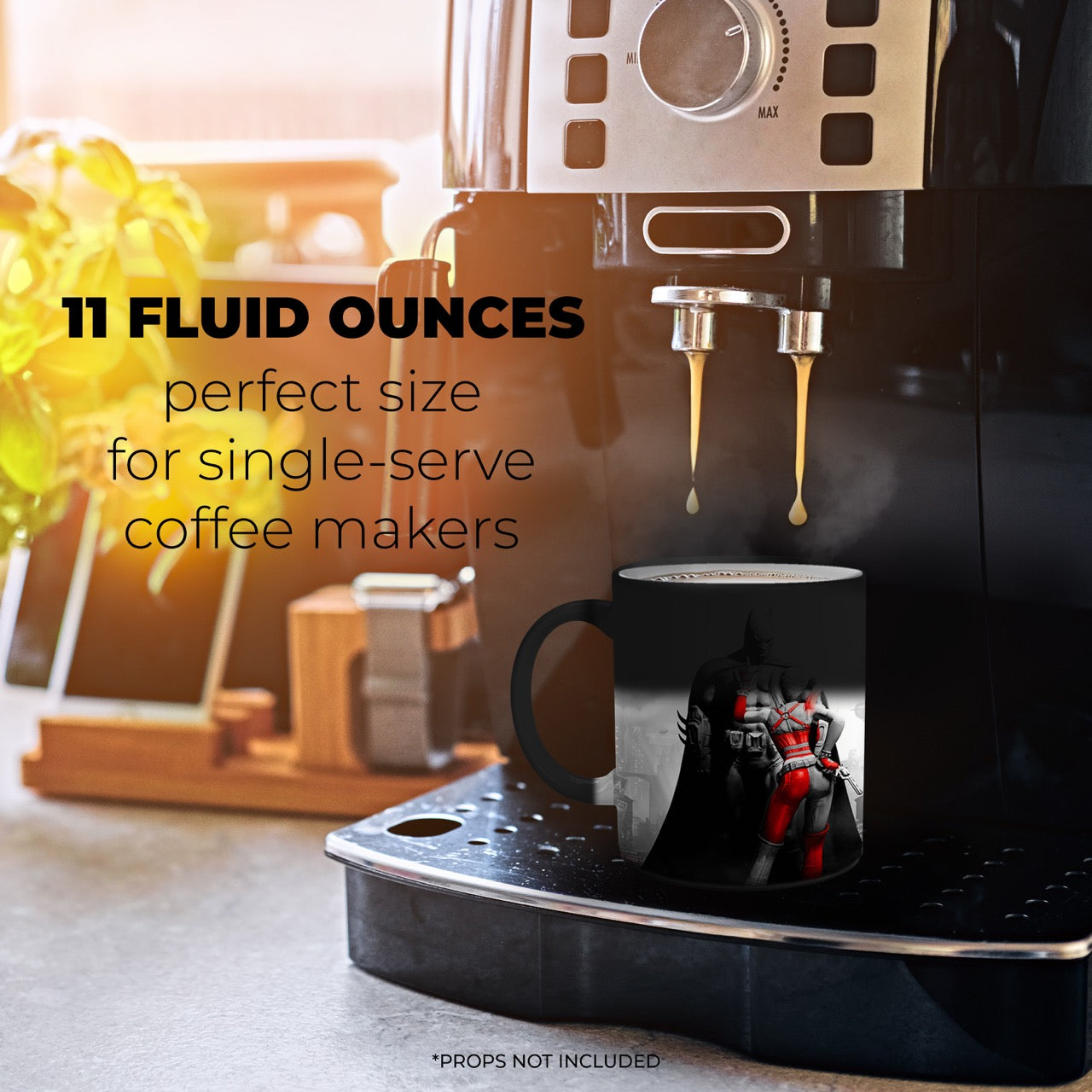 DC Comics (Batman: Arkham City – Batman and Harley) Morphing Mugs® Heat-Sensitive Mug MMUG330