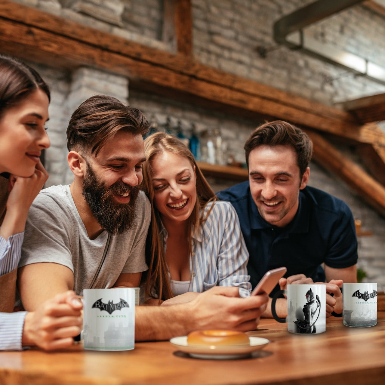 DC Comics (Batman: Arkham City – Catwoman) Morphing Mugs® Heat-Sensitive Mug MMUG333