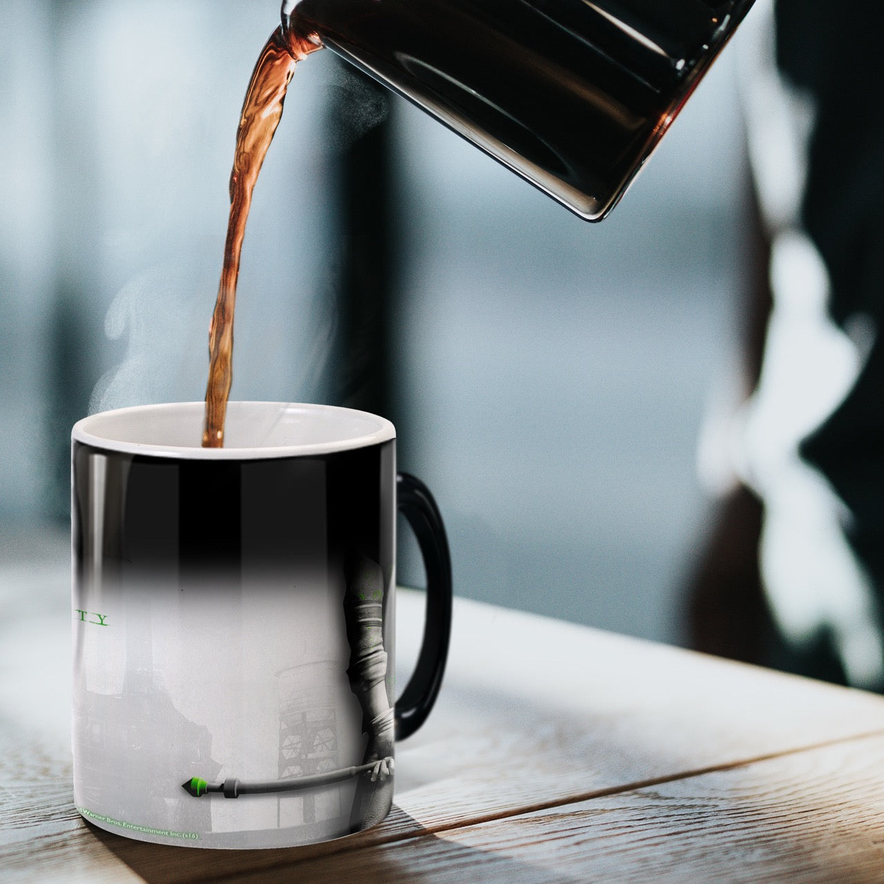 DC Comics (Batman: Arkham City – The Riddler) Morphing Mugs® Heat-Sensitive Mug MMUG338