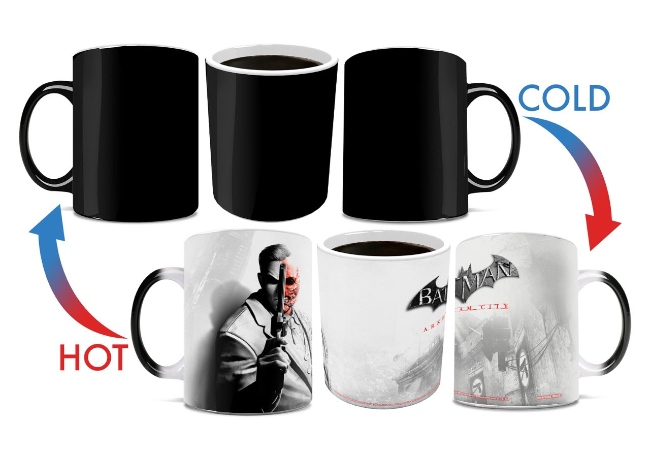 DC Comics (Batman: Arkham City – Two Face) Morphing Mugs® Heat-Sensitive Mug MMUG339