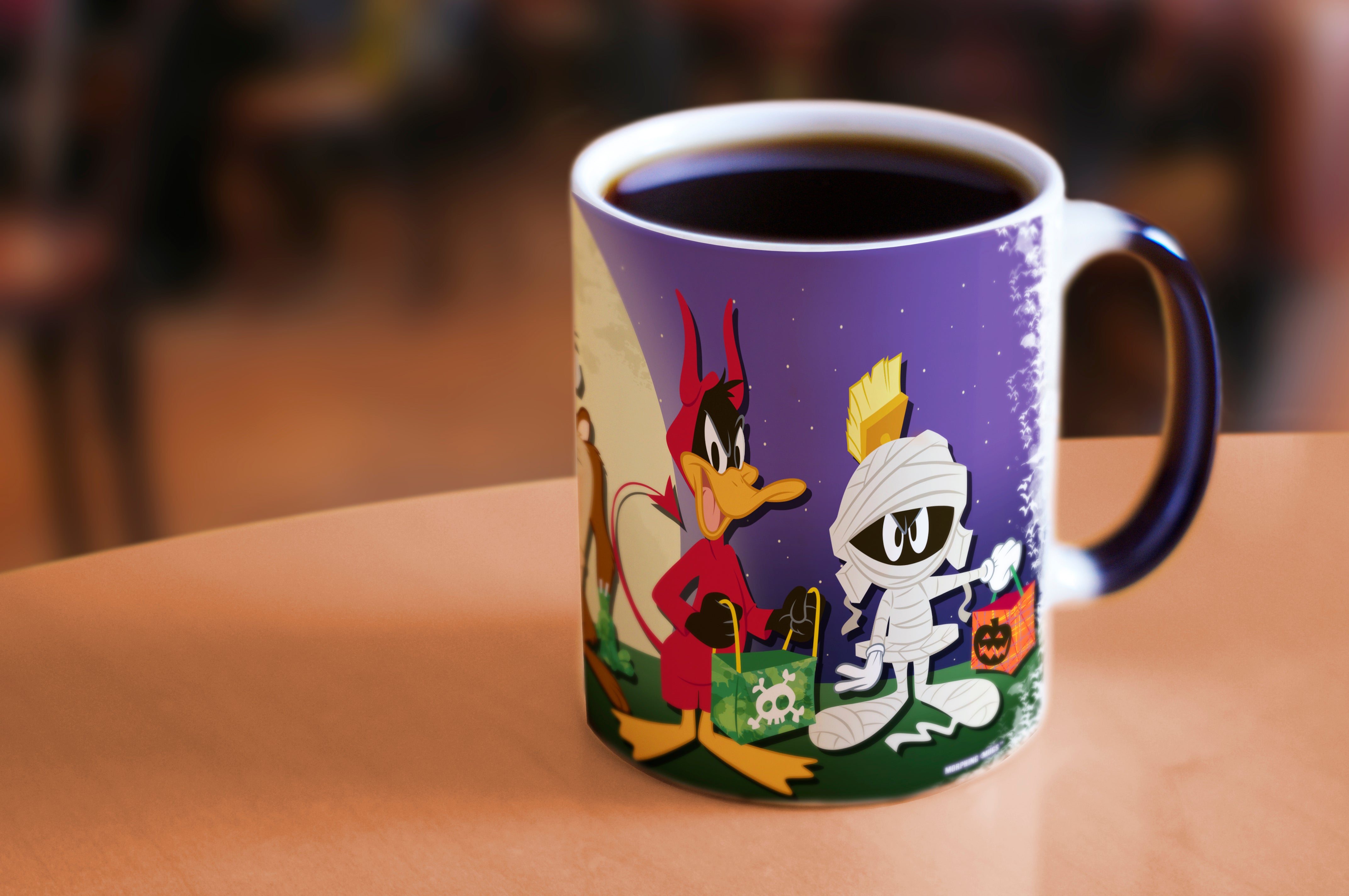 Looney Tunes (Fill er Up) Morphing Mugs® Heat-Sensitive Mug MMUG455