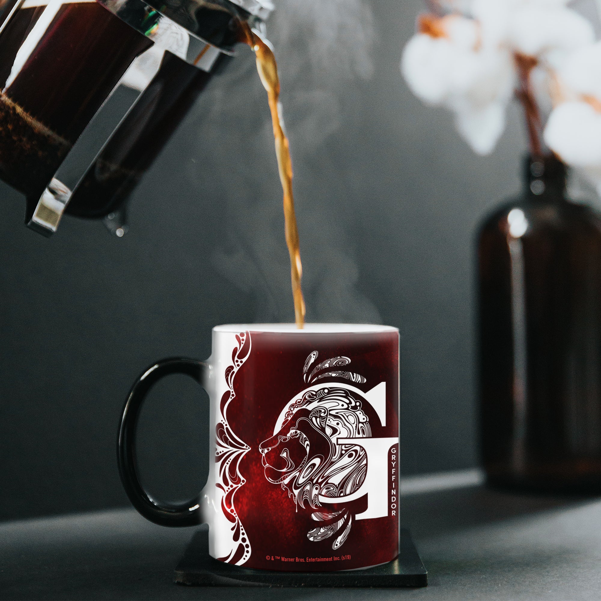 Harry Potter (Gryffindor- Aguamenti)  Morphing Mugs®  Heat-Sensitive Mug MMUG992