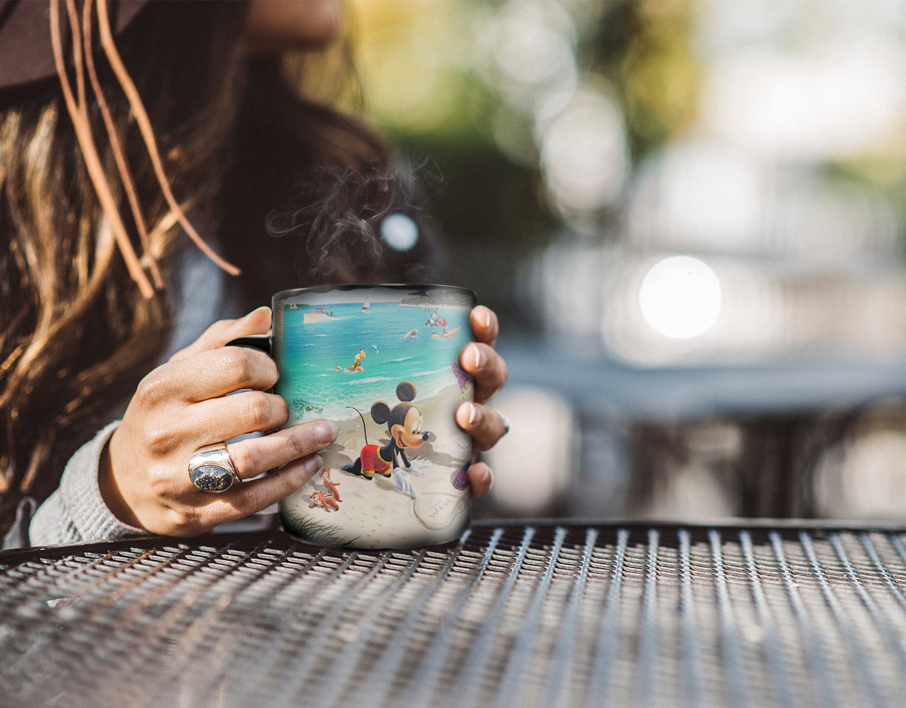 Disney (Mickey & Minnie Mouse in Florida) Morphing Mug® Heat-Sensitive Clue Mug MMUGC1514