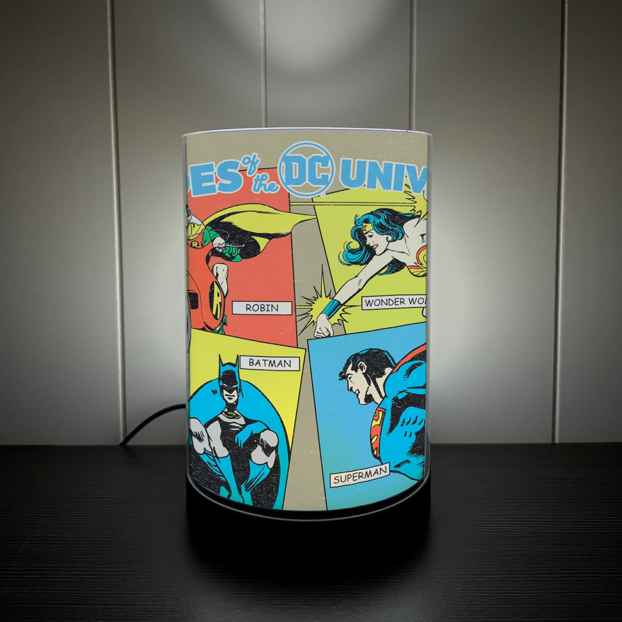 FilmPix™ Light Display + Justice League (90th Heroes) FilmPix™ Photo Insert Bundle