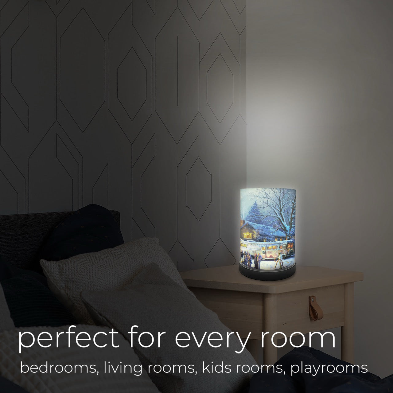 National Lampoon’s Christmas Vacation Thomas Kinkade Studios (The Griswold Family Home) FilmPix™ Photo Insert P1808H176