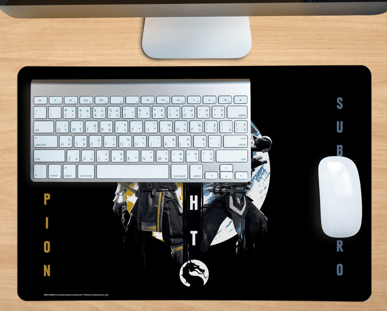 Mortal Kombat (Scorpion V. Sub Zero) 18" x 12" Desk Mat PLM1610020