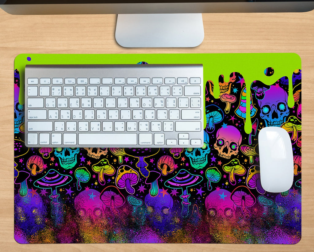 Trend Setters (Trippy Skulls) Rolling Mat PLM1610038