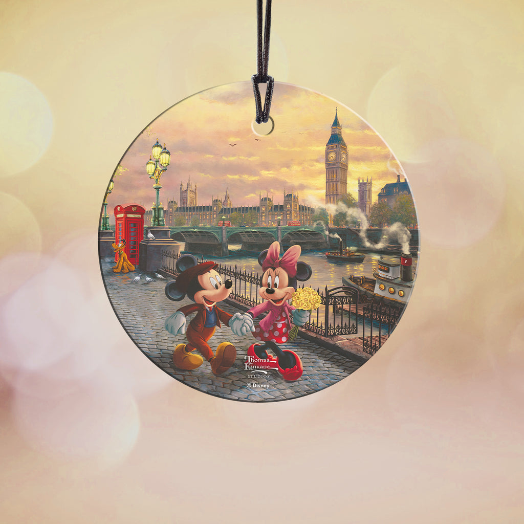 Disney (Mickey and Minnie in London) StarFire Prints™ Hanging Glass Print SPCIR1297