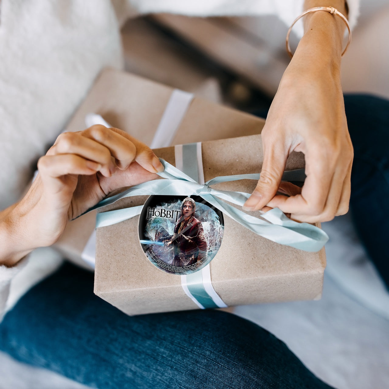 THE HOBBIT: THE DESOLATION OF SMAUG (Bilbo) StarFire Prints™ Glass Art SPCIR431