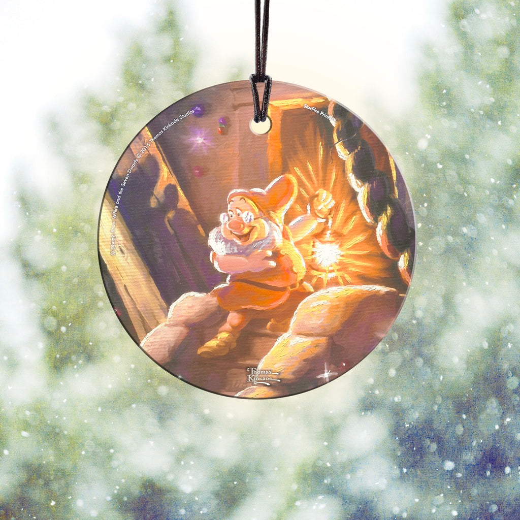 Disney (Snow White and the Seven Dwarfs – Doc) StarFire Prints™ Hanging Glass Print SPCIR561