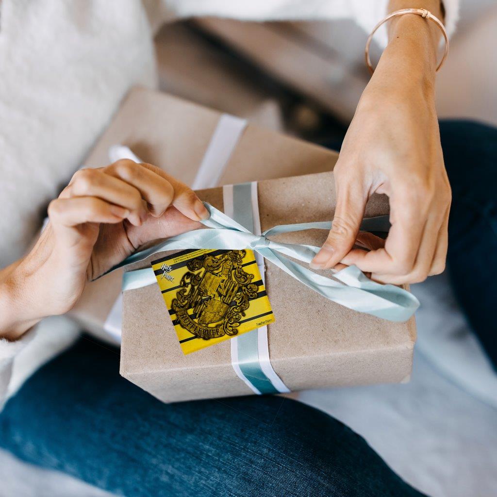 Harry Potter (Hufflepuff Crest) StarFire Prints™ Glass Art SPSQU600