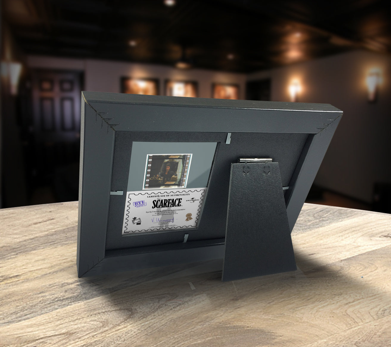 Scarface (Tony Montana - Blue Suit) Authentic 35mm FilmCells MiniCell Display USFC2833