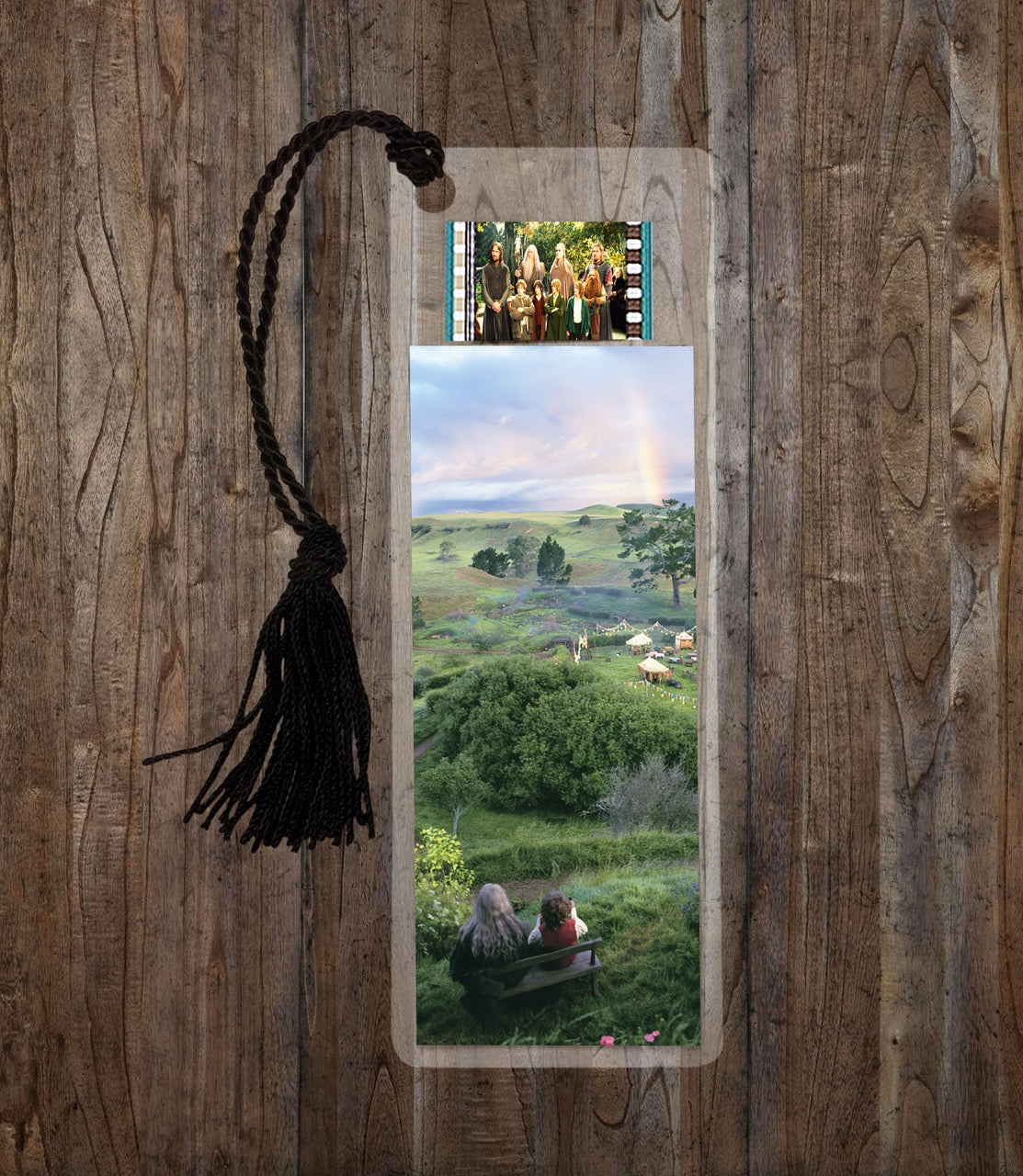 The Lord of the Rings: The Fellowship of the Ring 25th Anniversary (Shire Countryside) FilmCells Bookmark USBM1023