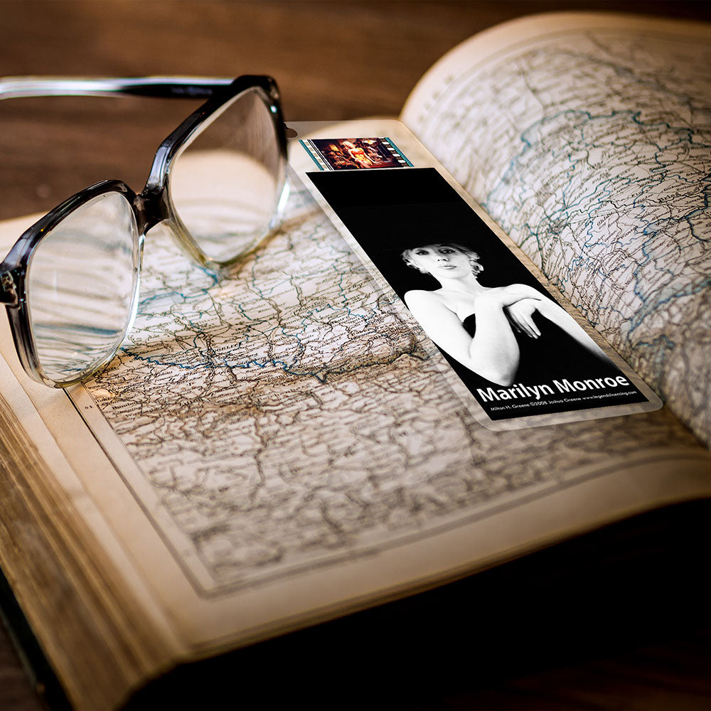 Marilyn Monroe (Black and White) FilmCells™ Bookmark USBM517