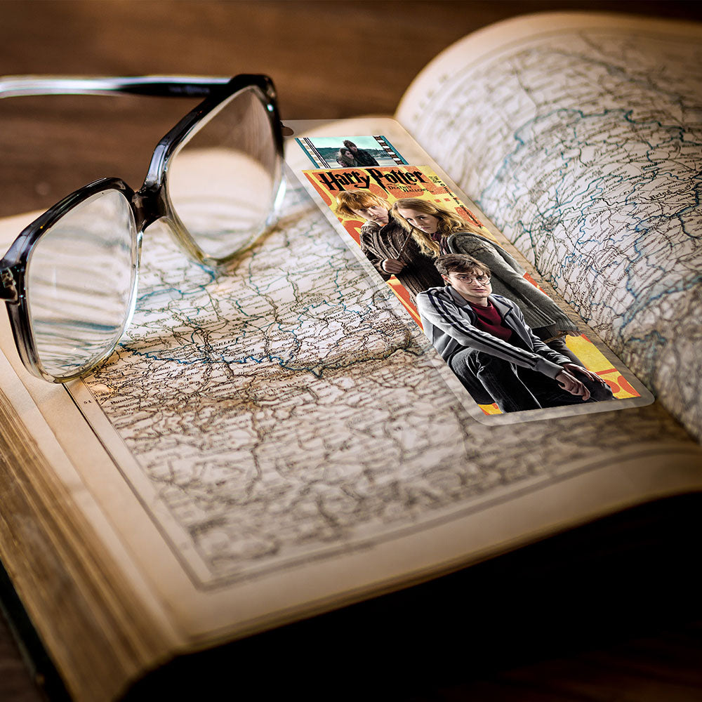 Harry Potter and the Deathly Hallows (Trio Quibbler) FilmCells™ Bookmark USBM549